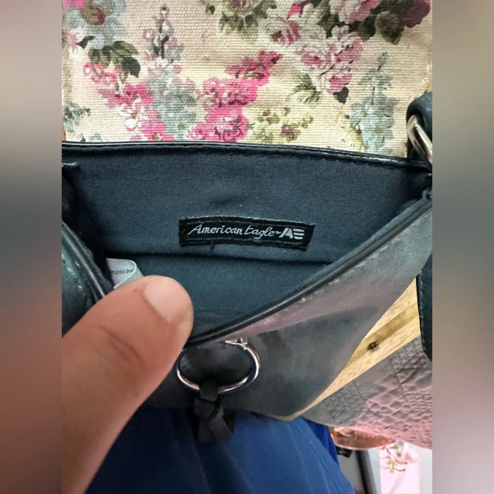 American Eagle Blue/Gray Crossbody - Picture 3 of 10